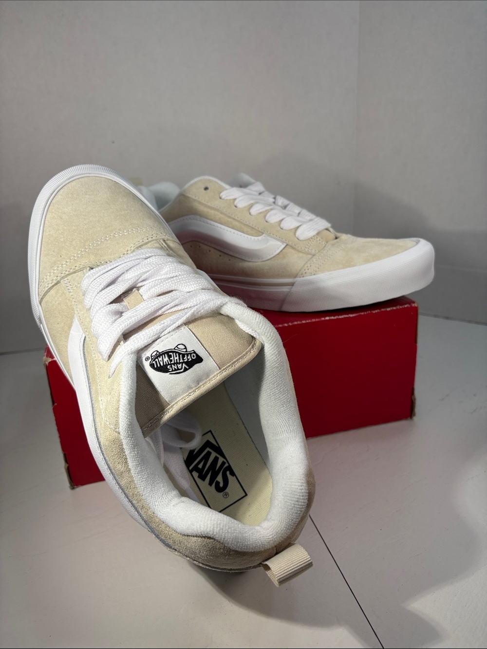 NWT Vans KNU Skool Skateboard Shoes Pig Suede in Oatmeal Tone Men’s 10 - Picture 10 of 10